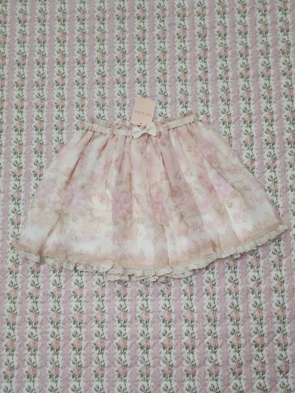 NWT LIZ LISA 🎀 Pastel Two-tone gradient Pink Floral Lace Trim Skirt Skort